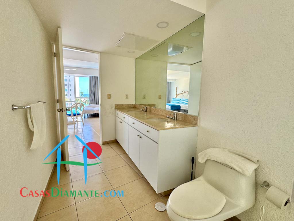 Acqualina Skylife Norte 302 - Recámara principal 11